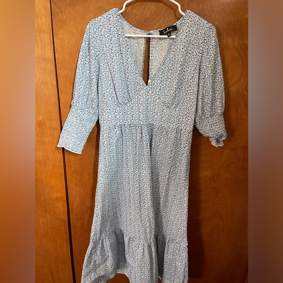 Lulus midi blue floral dress. Size L - Picture 4 of 7